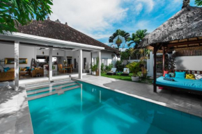 Отель Villa Jasmin  Kuta